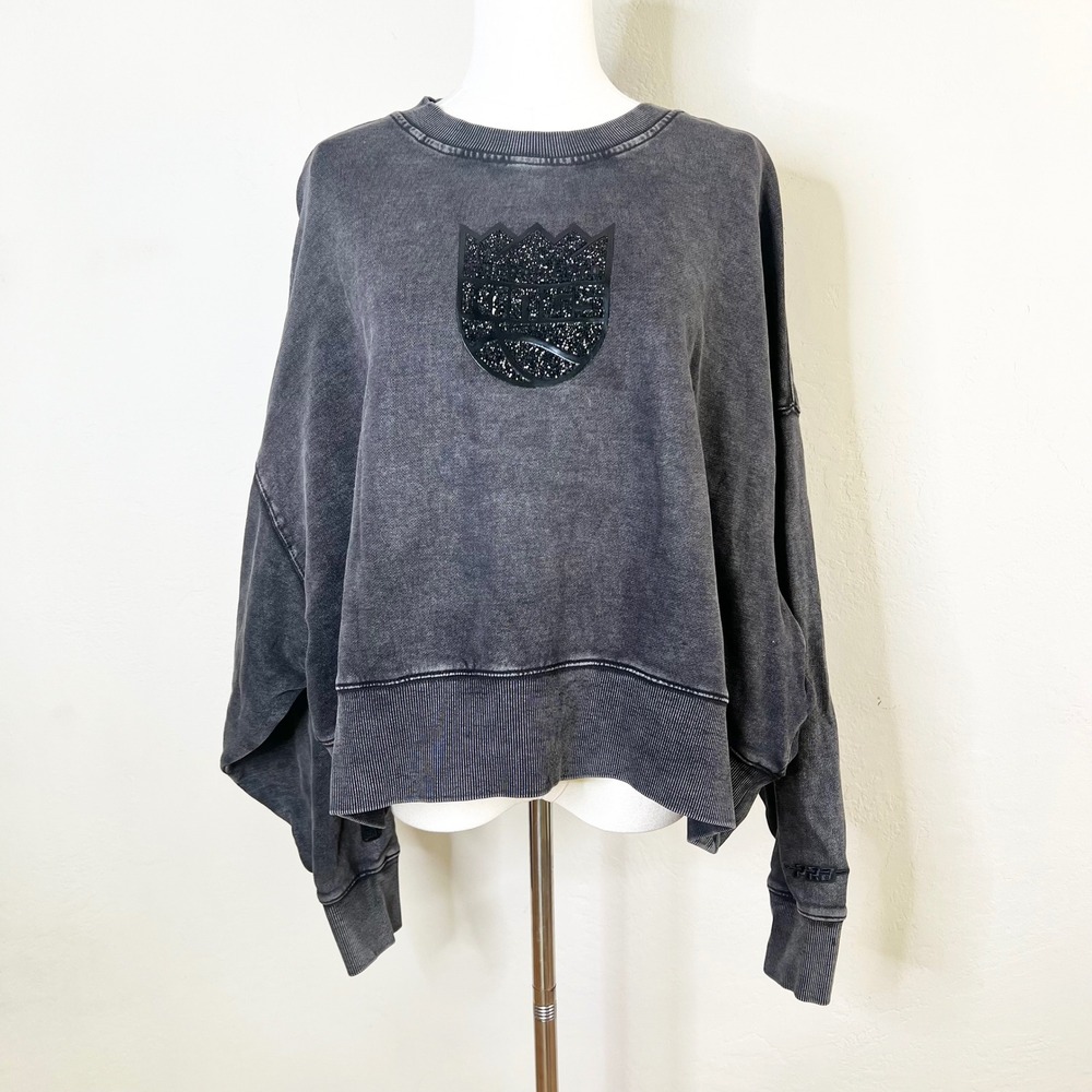 Sacramento Kings Pro Standard Sweatshirt Women Size L Washed Black New NBA Logo